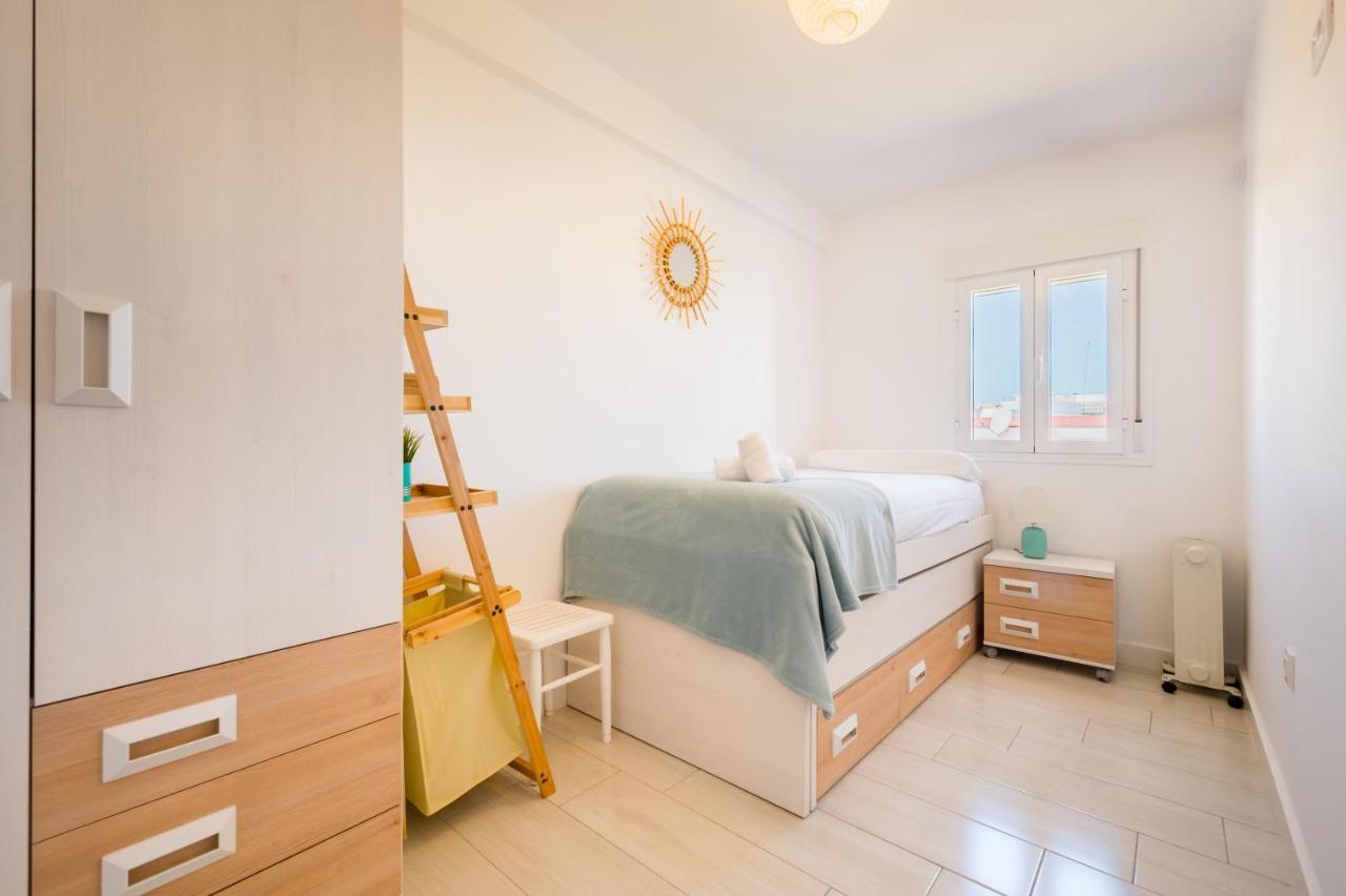 Wide And Colourful- 3Bd 1Bth- Triana Apartamento Sevilha Exterior foto
